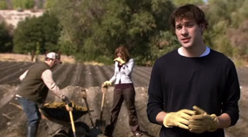 Jim talking tot he camera while Dwight and pam work the farm