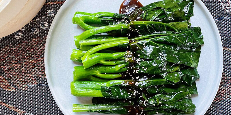 Chinese broccoli with oyster sauce and sesame seeds